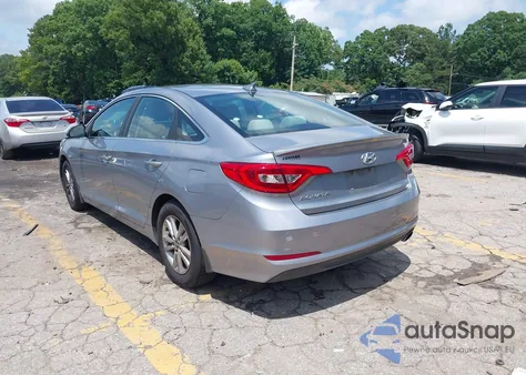 2015 Hyundai Sonata Se z USA, uszkodzony, nr VIN 5NPE24AF6FH212231